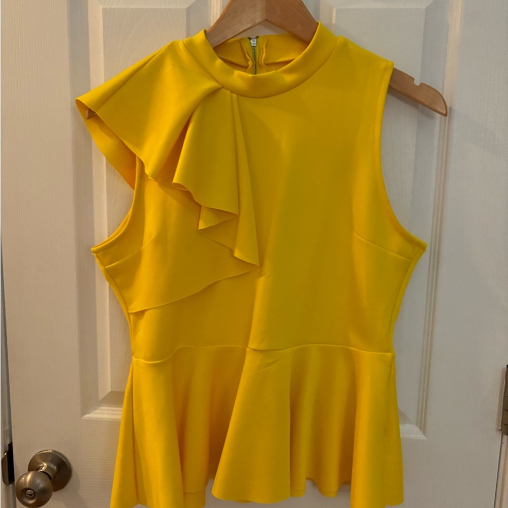 Women’s Yellow Sleeveless Dress Ruffle Top size Large
